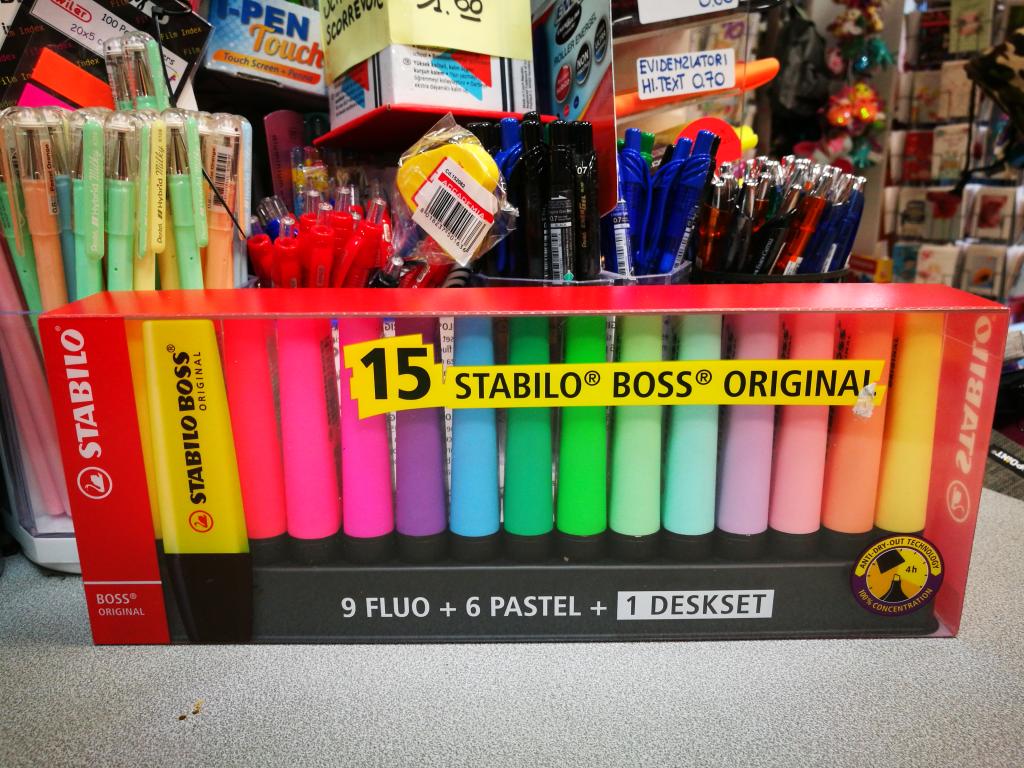 Set 15 Stabilo Boss original + desk set