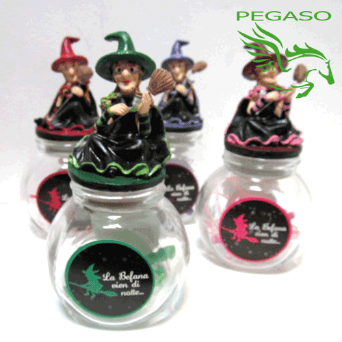 Befana con vasetto Befana con vasetto